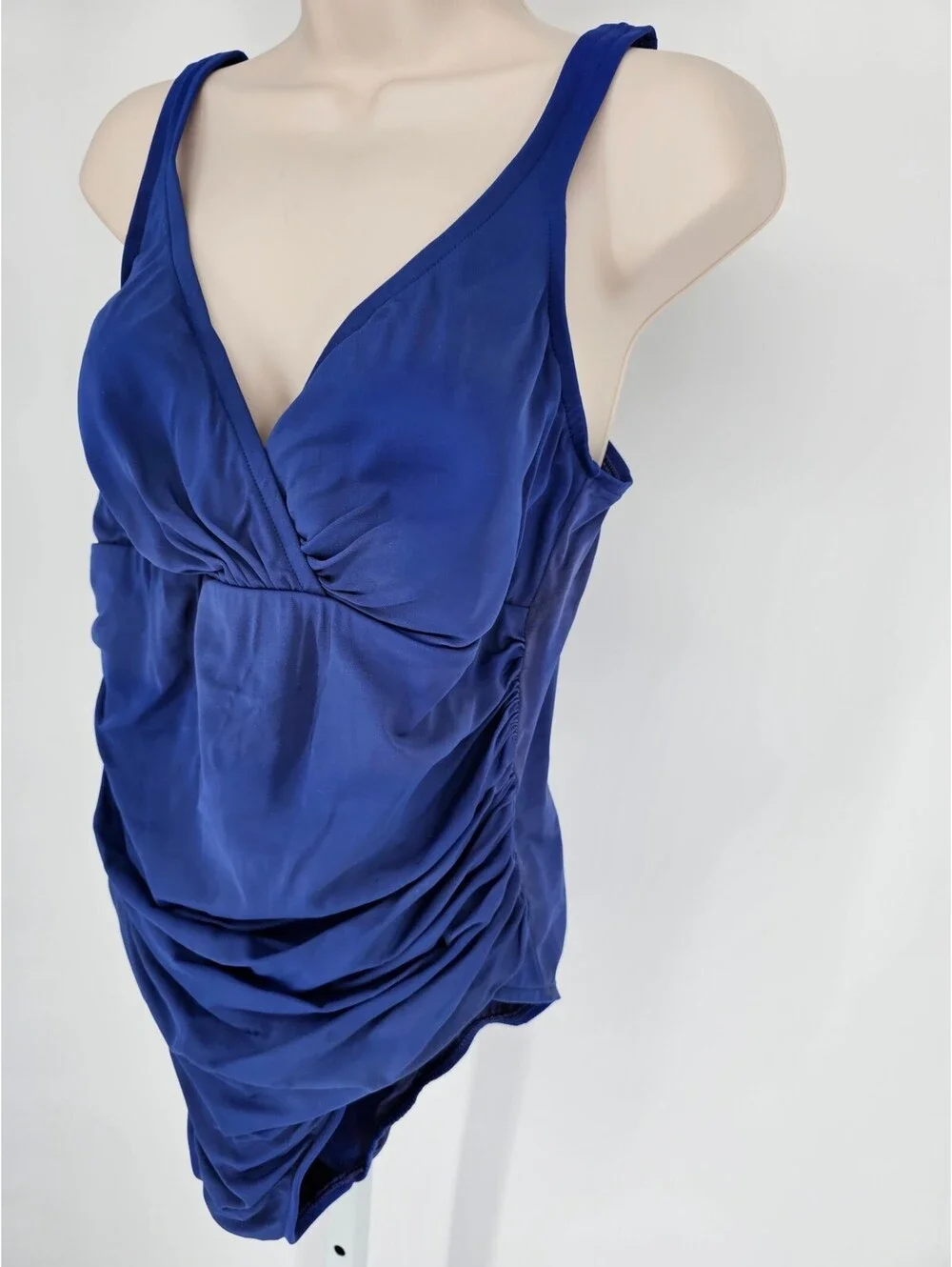 Croft & Barrow Womens Sz 12 One Piece Swimsuit Solid Purple V Neck